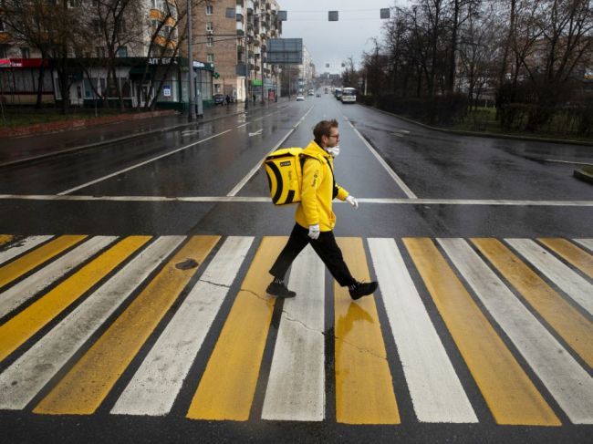 Počet prípadov nákazy koronavírusom stúpol v Rusku o viac ako 5600