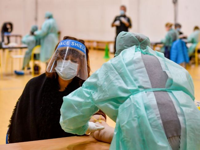 V Taliansko u druhý deň po sebe klesol počet aktívnych prípadov choroby COVID-19