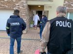 Kajetána Kičuru obvinili z prijímania úplatku a legalizácie príjmu z trestnej činnosti 