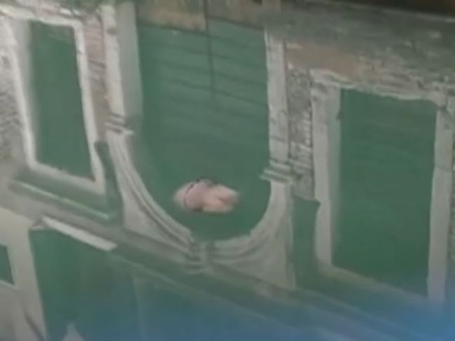 Video: V Benátskych kanáloch objavili ďalší prírodný fenomén