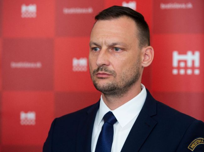 Primátor Bratislavy rozhodol o rezignácii Mareka Gajdoša
