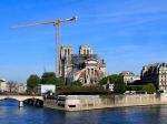 Po prestávke sa opäť začnú práce na obnove zničenej katedrály Notre-Dame