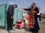 Počet prípadov nákazy koronavírusom sa na Ukrajine blíži k 10.000