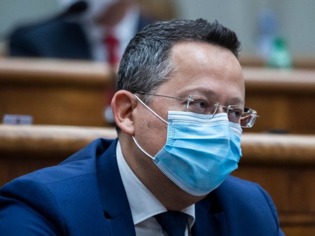 Kamenický: Programové vyhlásenie vlády má obrovský rozsah, ale o to menší obsah