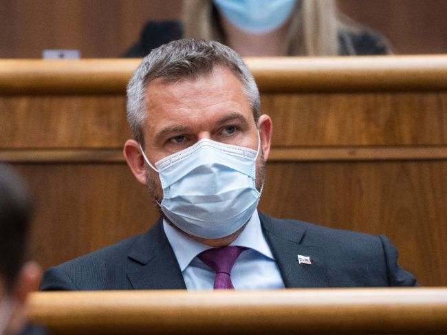 Pellegrini nenamieta zrýchlený režim pri vládnych zákonoch pre koronakrízu