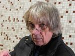 Výtvarníkov Kalmusa a Lorenza súd odsúdil za poškodenie pamätníka
