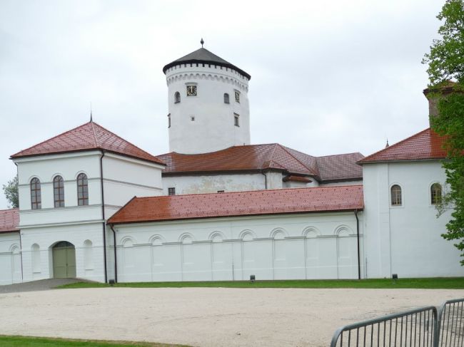 Považské múzeum otvorí o týždeň hrady Budatín a Strečno