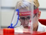 Poľský parlament schválil hlasovanie poštou v prezidentských voľbách