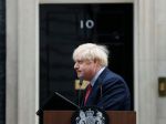Británia oznámi karanténu pre ľudí prichádzajúcich do krajiny
