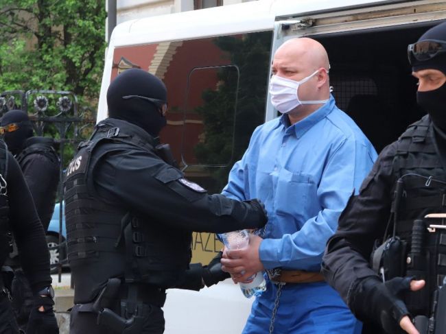Odsúdený strelec vypovedal, kto si ho najal na vraždu Basternáka