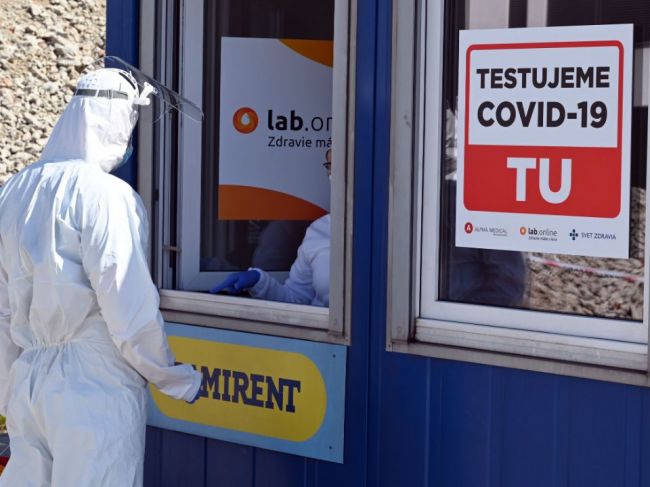Na Slovensku by mohli vznikať ambulancie pre pacientov s COVID-19