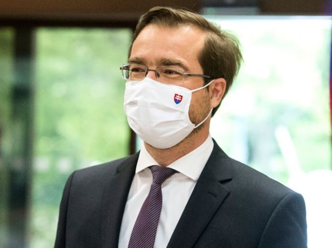 Krajčí: Problémy so štátnou karanténou má riešiť mobilná aplikácia