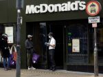 McDonald's čelí sťažnosti za sexuálne obťažovanie pracovníkov