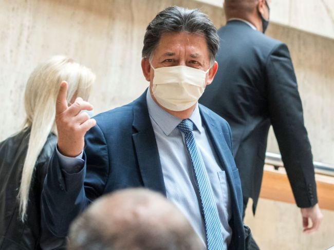 Budaj: Štátne orgány v prípade environmentálnych záťaží v Strážskom zlyhali