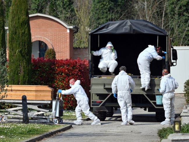 Slovensko v piatok vypraví konvoj s humanitárnou pomocou pre Ukrajinu