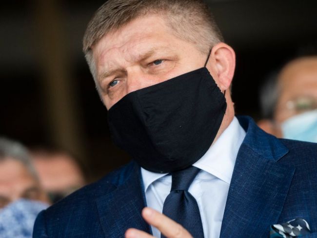 Robert Fico kritizuje spolustraníkov, hovorí o ich naivite
