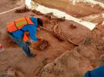 Archeológovia objavili kosti približne 60 mamutov