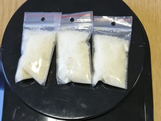 Policajti počas akcie na Liptove zaistili drogy, dvaja ľudia sú už obvinení