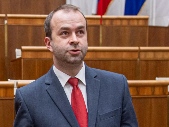 Kollár by pred Podmanickým v klube Sme rodina nezavrel dvere