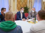 Premiér sa stretol s majiteľmi fitnescentier, budú rešpektovať verdikt epidemiológov