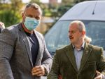 Kotleba nepovažuje šeky za extrémistické, prokurátor poukázal aj na iné prípady