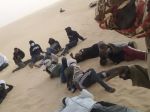 Rodina zabitého pašeráka sa pomstila, zabila 30 migrantov