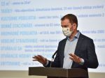 Premiér ohlásil zmeny: Veľa toho už zatvoreného alebo obmedzeného na Slovensku nebude