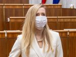 Marcinková: Na veci viery nesmieme siahať politickými rukami
