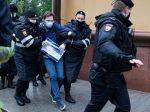 Polícia v Moskve vníma protest jednotlivca ako skrytú formu kolektívnej akcie