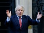 Johnson: Protesty proti násiliu v Británii sú "rozvracané výtržnosťami"