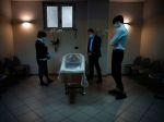 Pozostalí obetí koronavírusu žiadajú spravodlivosť