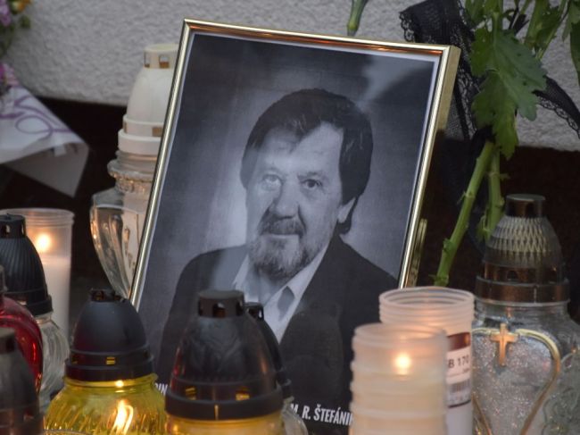 Školské organizácie poukazujú na odvahu učiteľa Jaroslava Budza z Vrútok