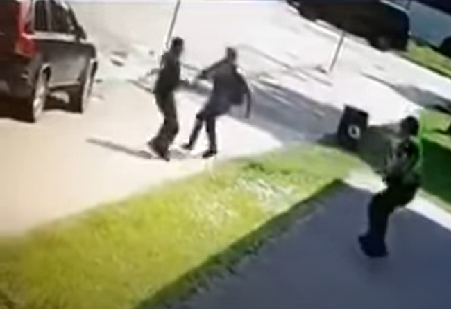 Premiér sa zastal policajtov zasahujúcich vo Vrútkach