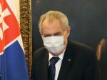 Zeman sa pre pandémiu COVID-19 nezúčastní na vojenskej prehliadke v Moskve