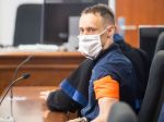 Súd oslobodil Petra P. spod obžaloby za vraždu mestského poslanca Rakovského