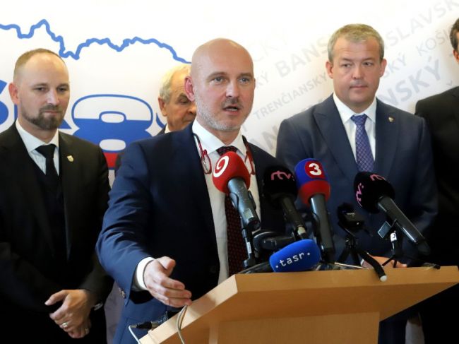 Gröhling: Ministerstvo pomôže krajom pri optimalizácii siete stredných škôl