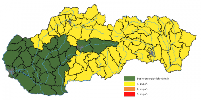SHMÚ vydal výstrahy prvého stupňa pred dažďom aj povodňou