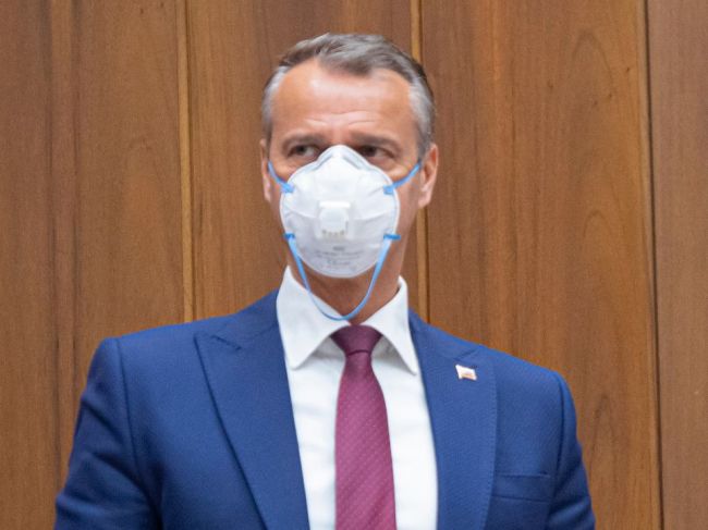 Raši: Očakávame reakciu koalície i premiéra na prácu Borisa Kollára, je to škandál