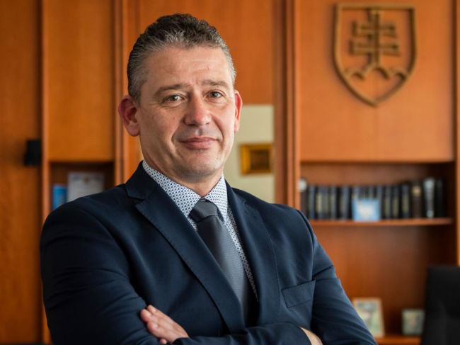 Prvých 100 dní spojených s pandémiou bolo profesionálnou výzvou Romana Mikulca