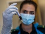 Nové zistenia: Aj ľudia bez protilátok na koronavírus môžu mať určitú mieru imunity