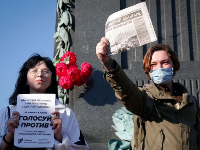 V Moskve sa konal protest proti Putinovi, aby bol pri moci do roku 2036