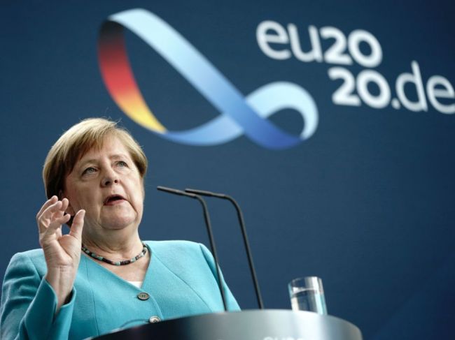 Merkelová: Lídri EÚ musia ešte v lete dosiahnuť dohodu o fonde obnovy a rozpočte