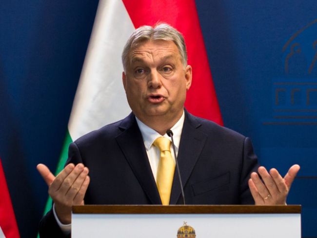 Orbán: Slovensko má usporiadanejšie verejné financie než krajiny Západu