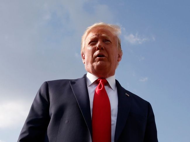 Koronavírusom sa nakazila priateľka Trumpovho najstaršieho syna