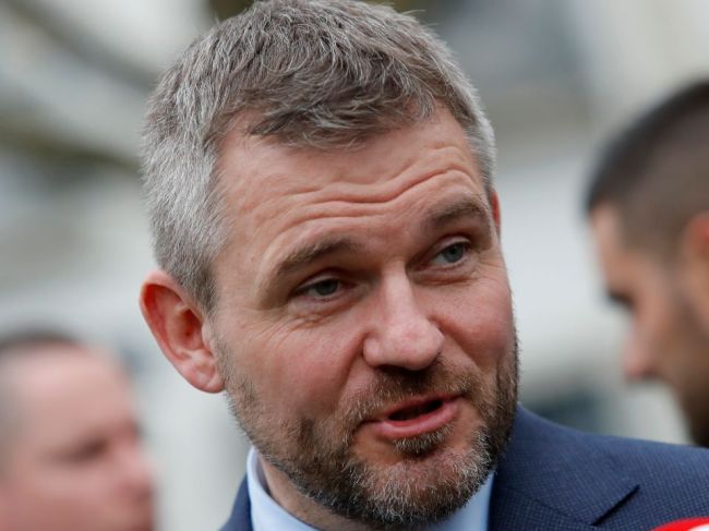 Pellegrini: Výber prednostov OÚ je čistá politizácia a výsmech voličom OĽaNO