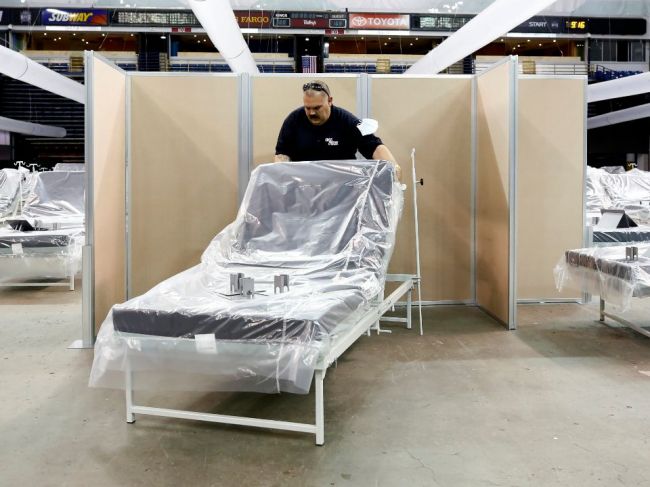 Počet obetí pandémie dosiahol 550.000