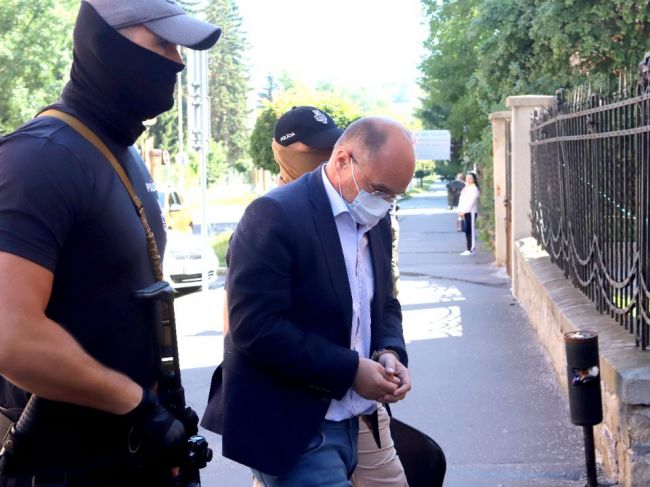 Podnikateľ Peter Kuba, zadržaný v rámci akcie Dobytkár, bude stíhaný väzobne