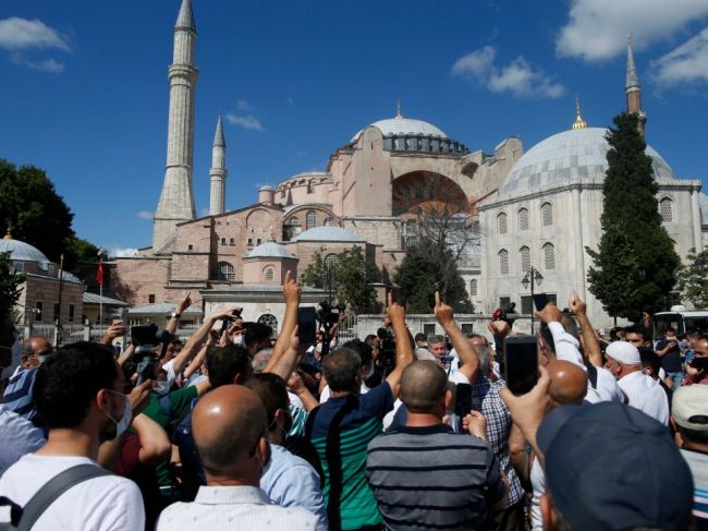 Erdogan: Prvé moslimské modlitby v Hagii Sofii budú 24. júla