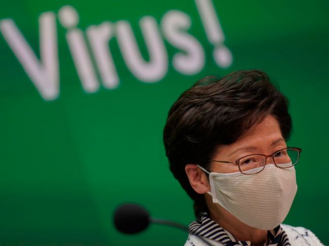 Hongkong opäť sprísňuje opatrenia proti šíreniu koronavírusu