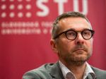 Dekan FIIT STU Ivan Kotuliak zostáva vo funkcii, rozhodol Akademický senát STU